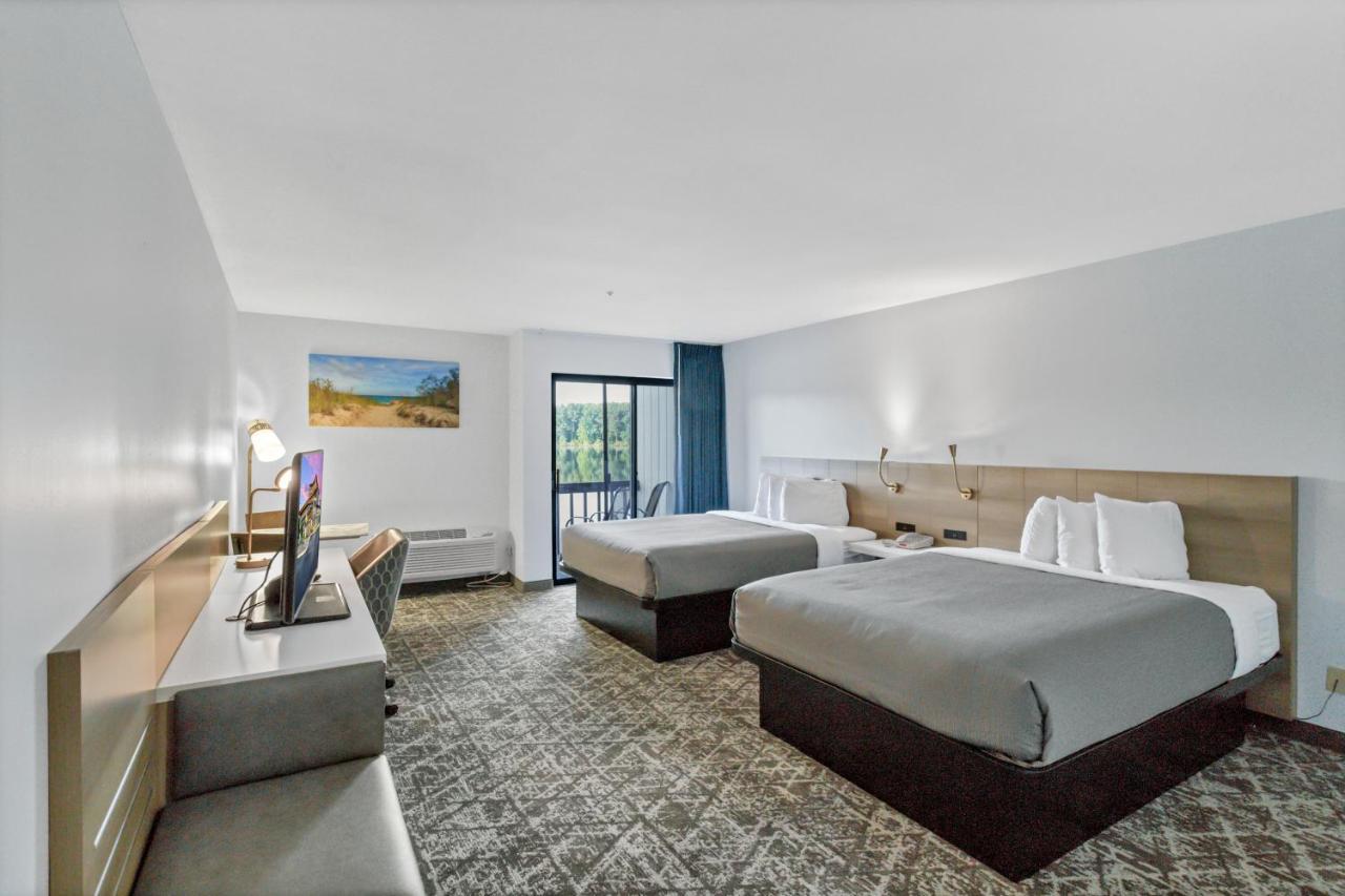 Waterbird Lakeside Inn Честертон Экстерьер фото